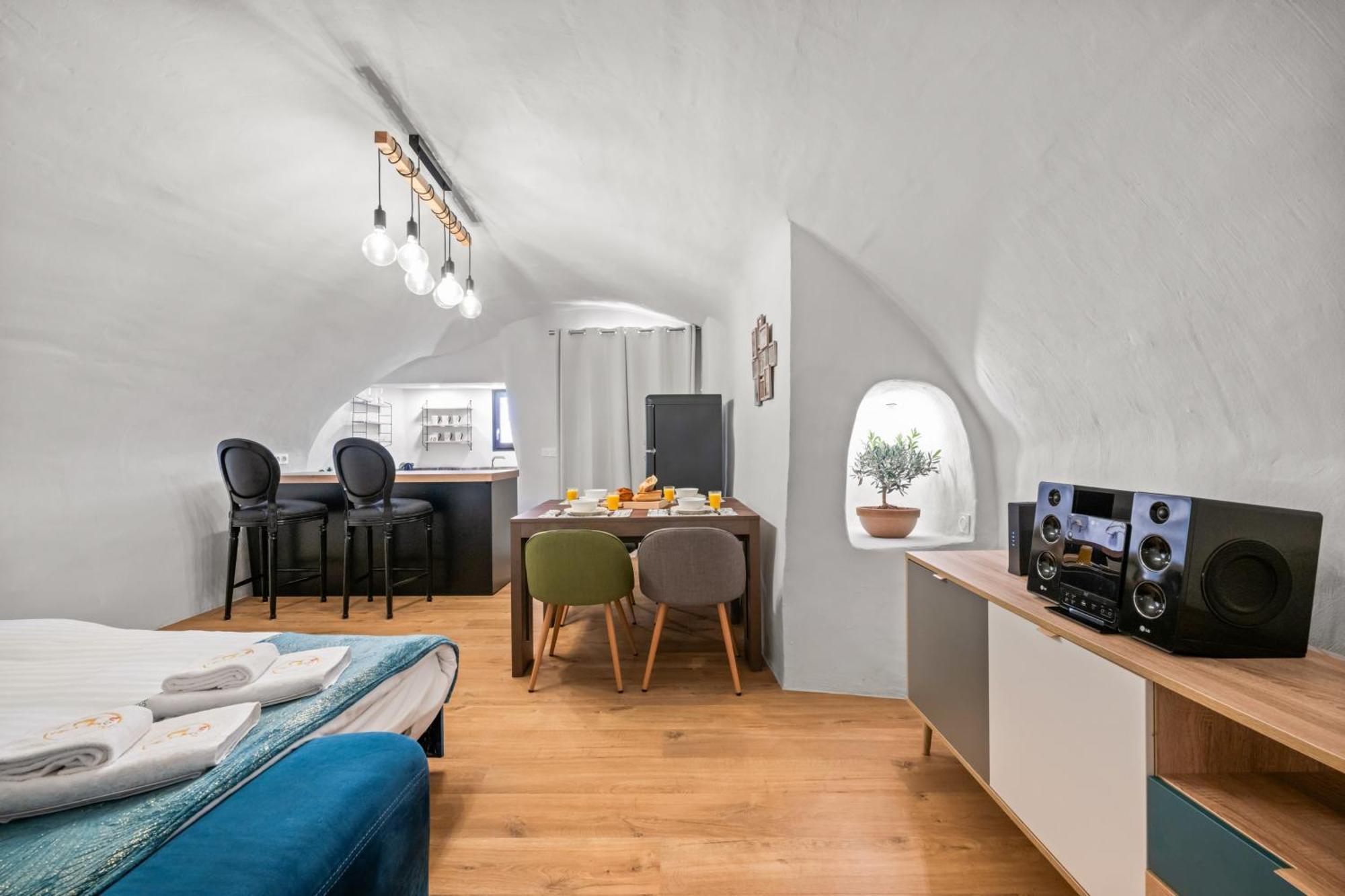 Le Coq Grimaldi - Wifi - Air Conditioning - Quiet Roquebrune-Cap-Martin Exterior photo